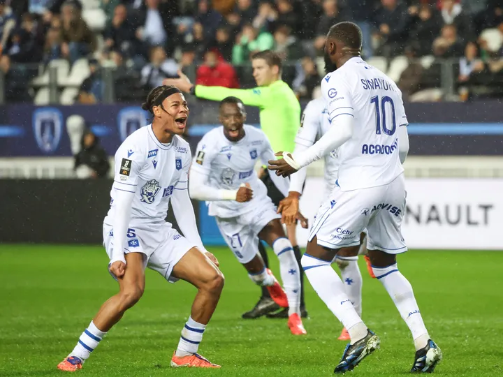 L’entraîneur de l’AJ Auxerre confirme une liste de départs pour cet été