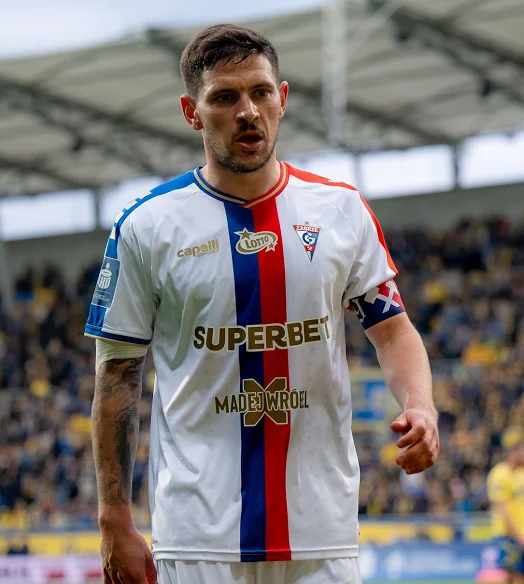 Pilne : Górnik Zabrze Kapitan Erik Janža ogłasza odejście z klubu tego lata