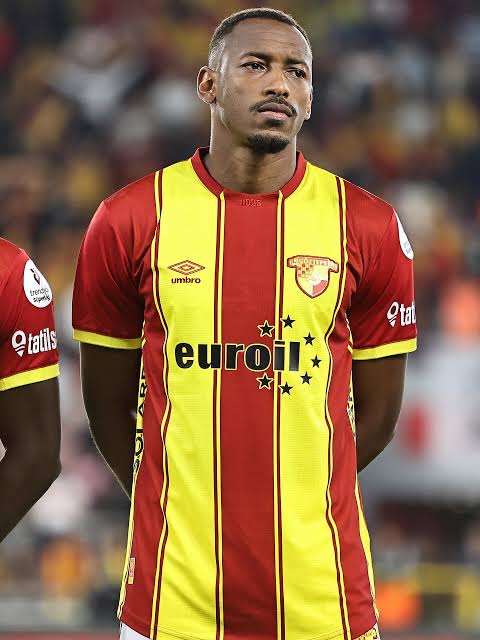 Göztepe Oyuncusu Allan Godoi Uyuşturucu Kullanımı Nedeniyle Takımdan Uzaklaştırıldı